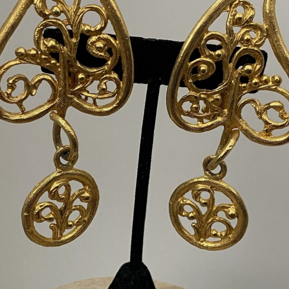 Rare Signed Runway Cadoro Earrings